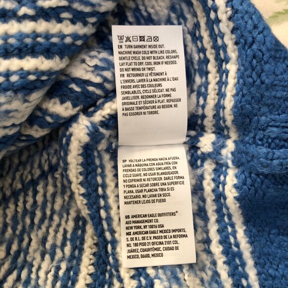 New American Eagle Women's Blue & White Fair Isle Sweater Size‎ Small  NWT - Picture 4 of 8